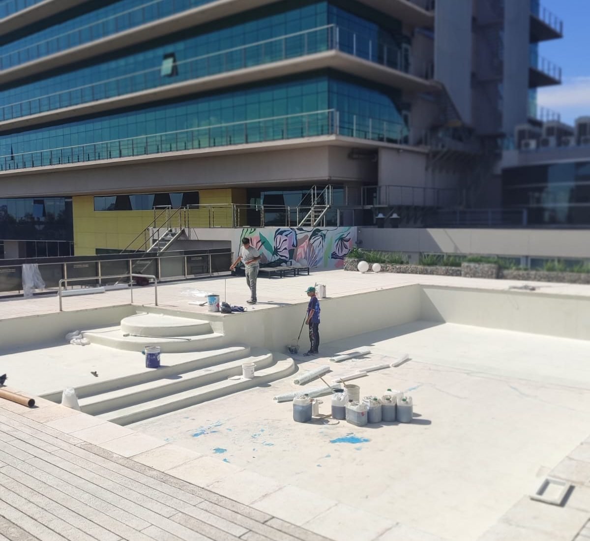 PRFV EN PISCINAS DE MATERIAL