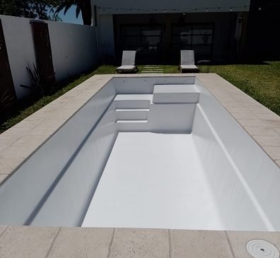 PRFV EN PISCINAS DE VIDRIO